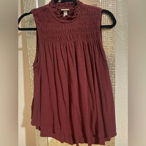 🌸 Maroon Smocked Sleeveless Blouse | Effortlessly Flowy & Cute ✨